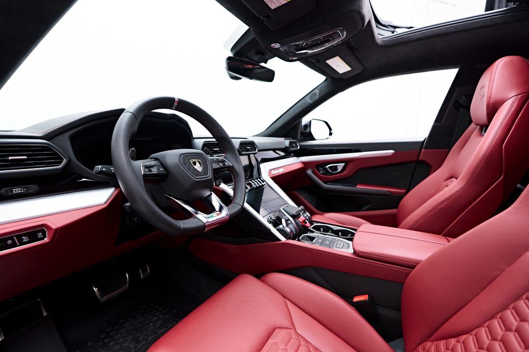 2020 Lamborghini Urus