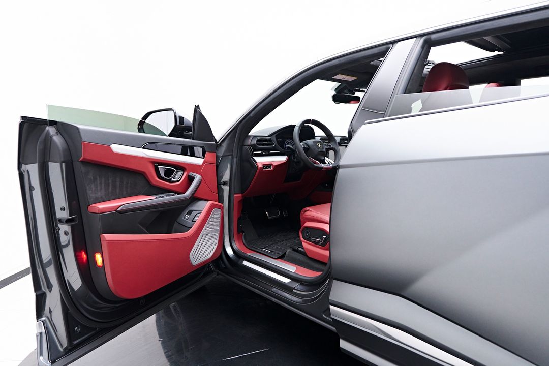 2020 Lamborghini Urus