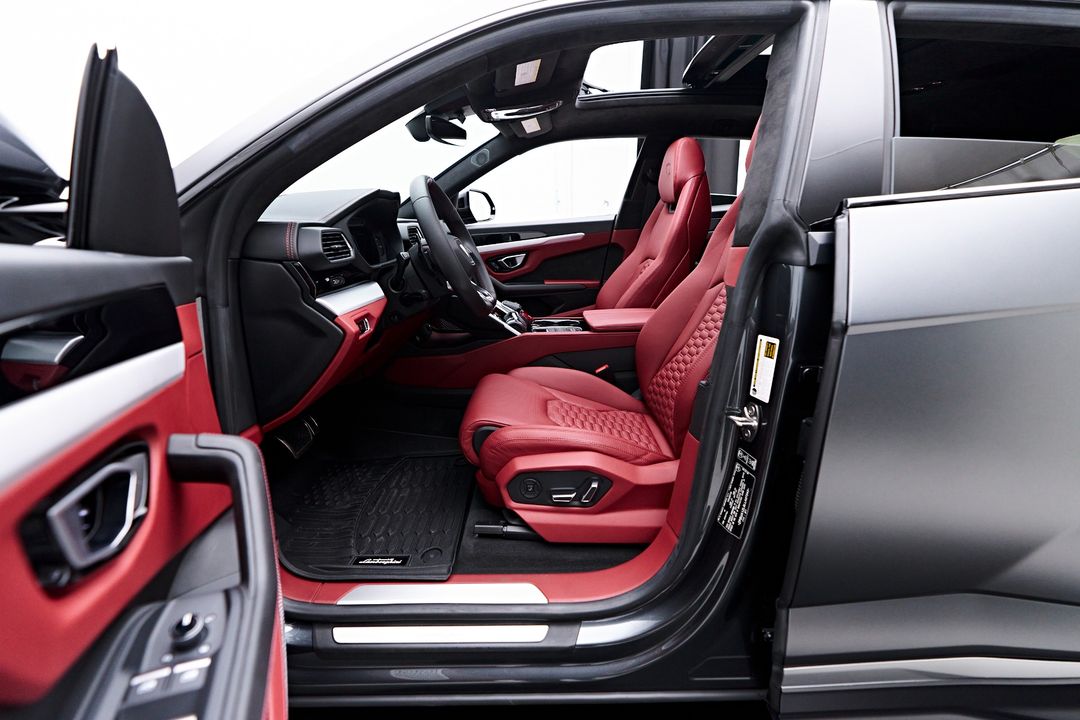 2020 Lamborghini Urus