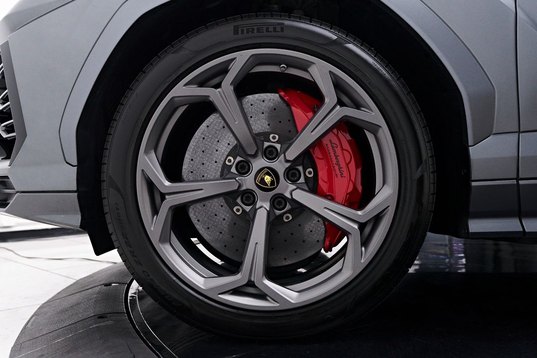 2020 Lamborghini Urus