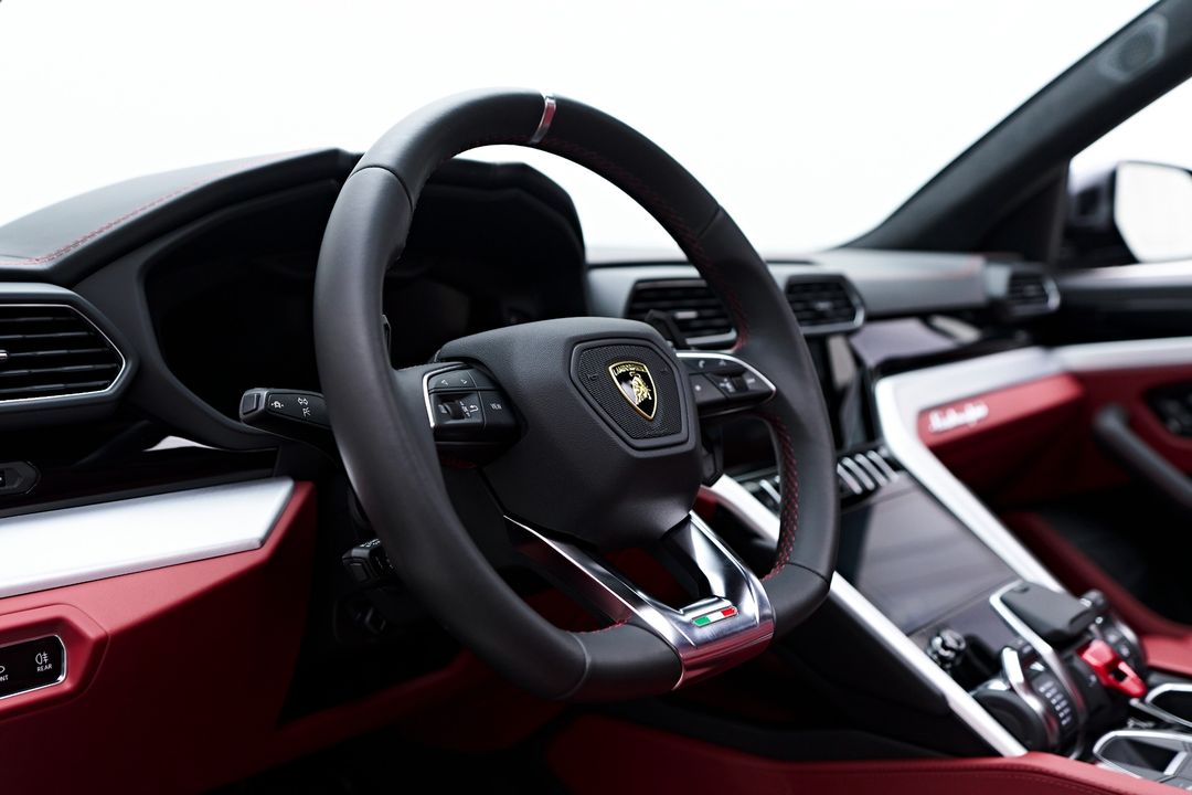 2020 Lamborghini Urus