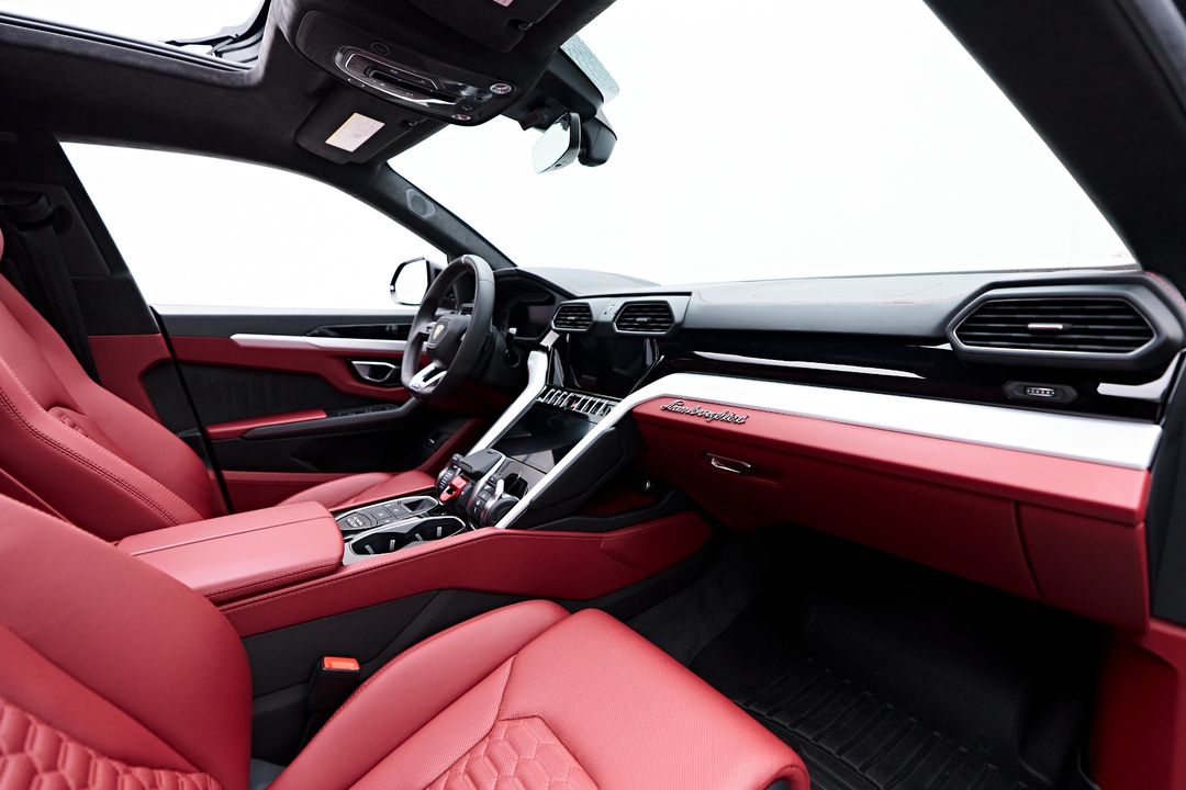 2020 Lamborghini Urus