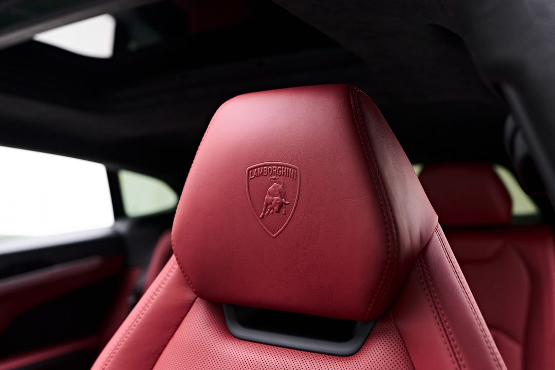 2020 Lamborghini Urus