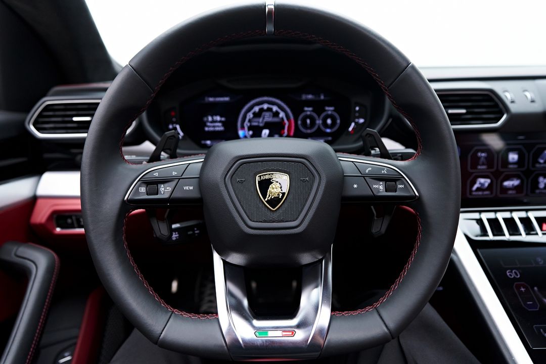 2020 Lamborghini Urus