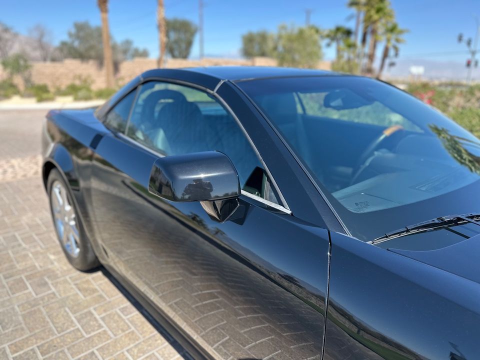 2005 Cadillac XLR