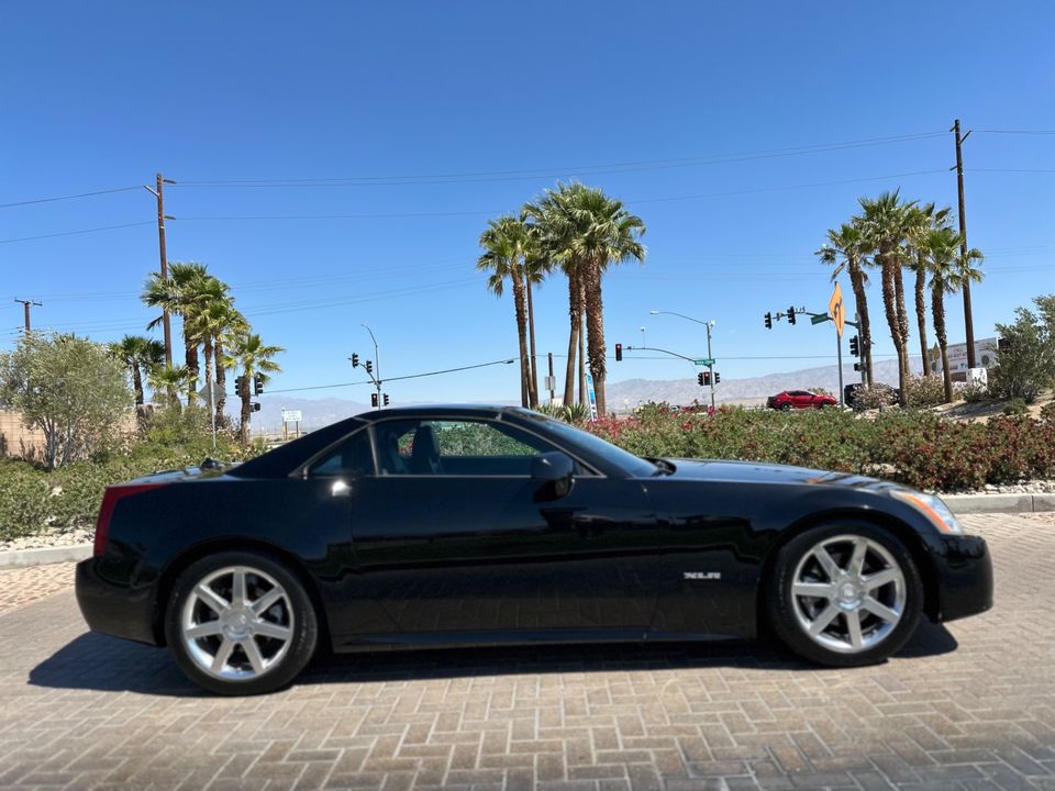 2005 Cadillac XLR