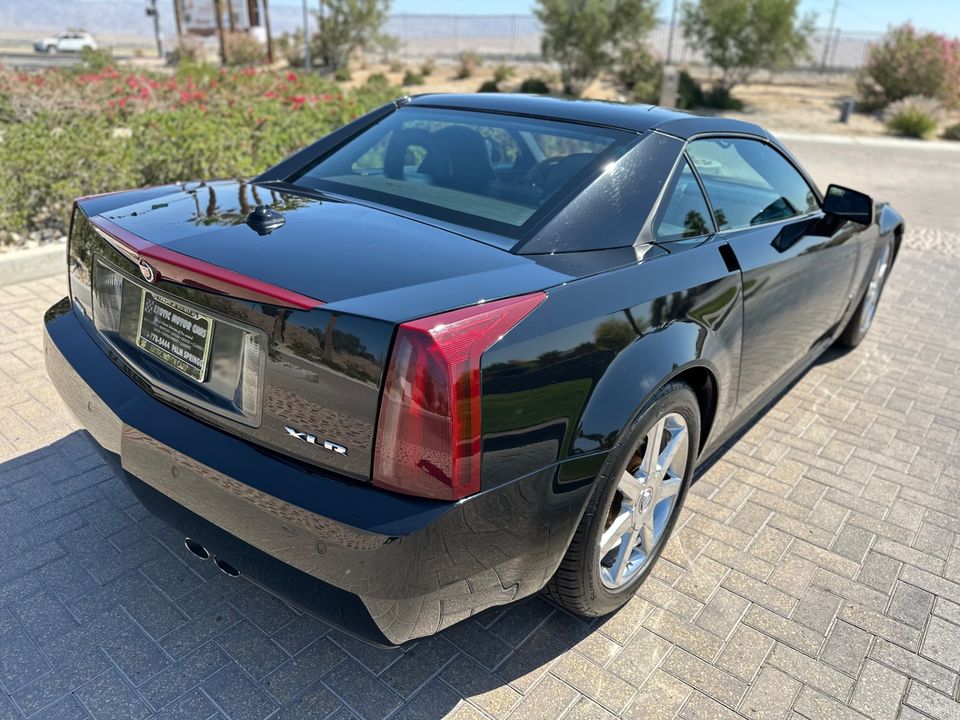 2005 Cadillac XLR