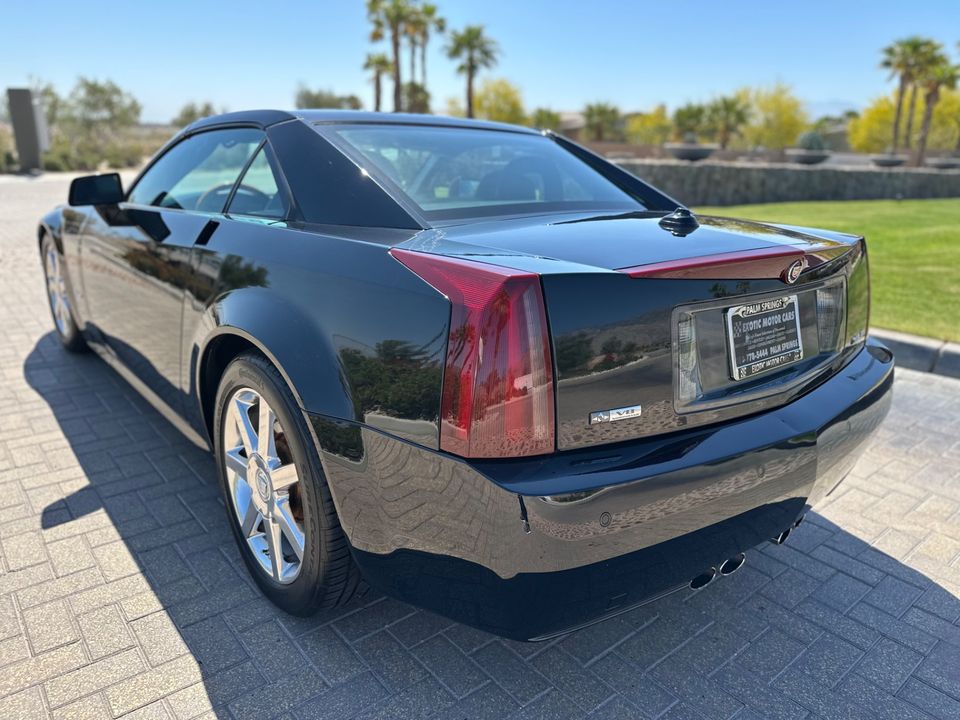 2005 Cadillac XLR