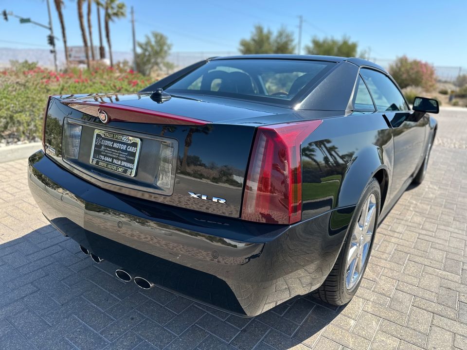 2005 Cadillac XLR