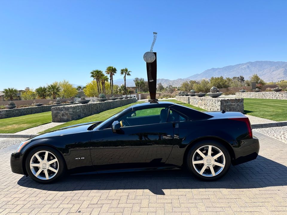 2005 Cadillac XLR