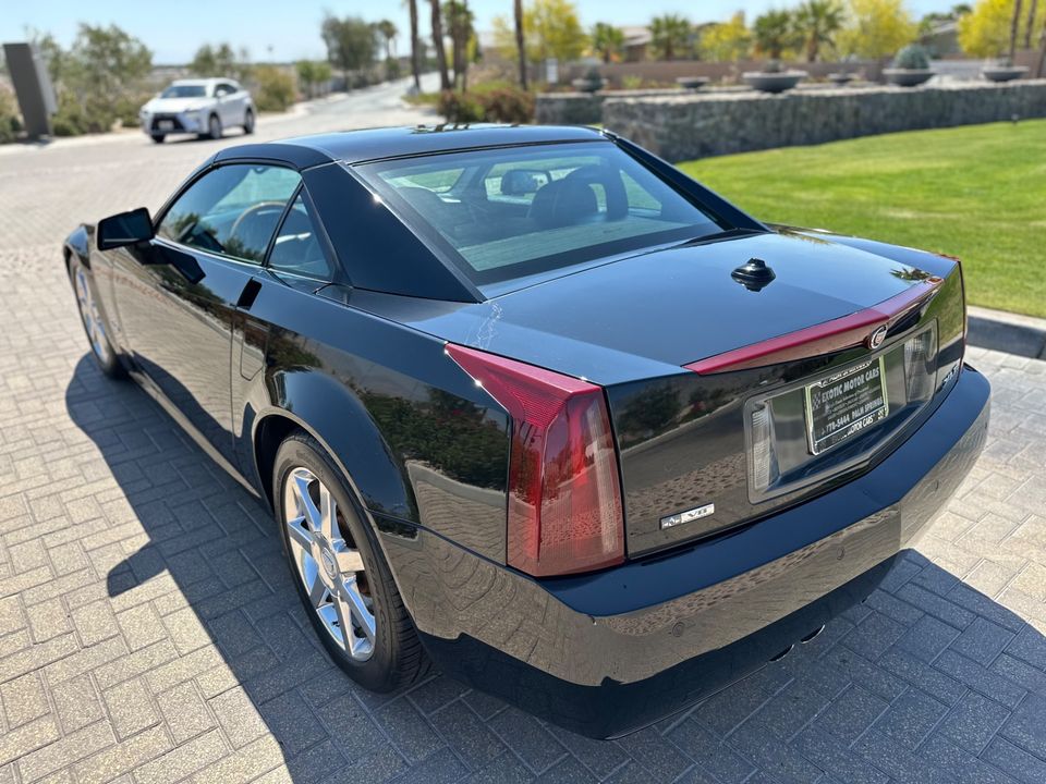 2005 Cadillac XLR
