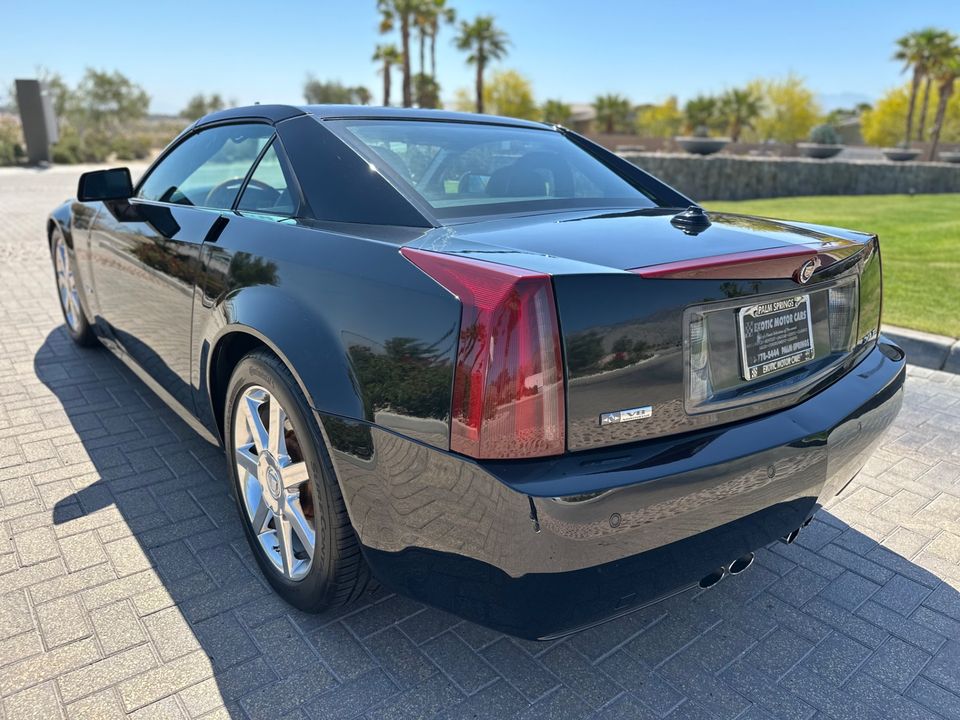 2005 Cadillac XLR