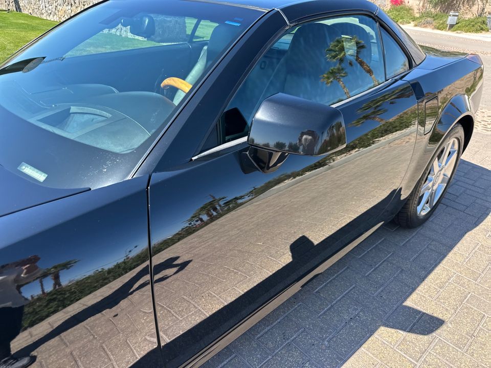 2005 Cadillac XLR