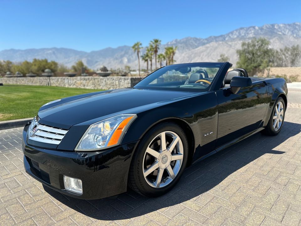 2005 Cadillac XLR