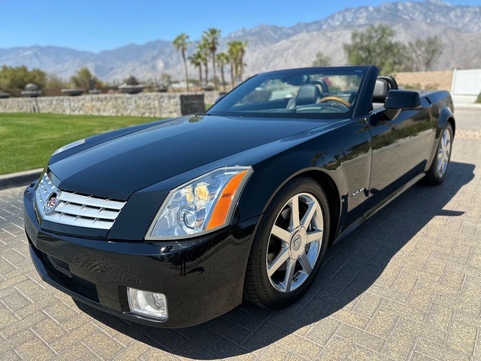 2005 Cadillac XLR
