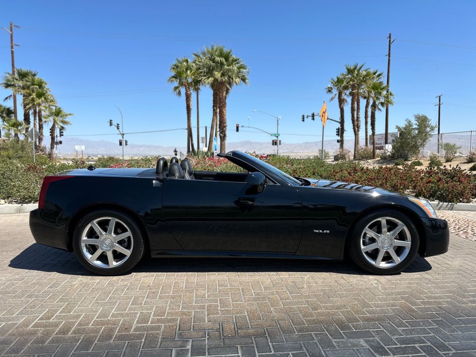 2005 Cadillac XLR