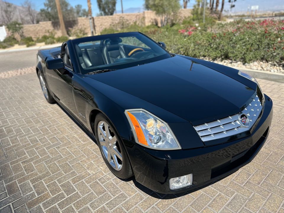 2005 Cadillac XLR
