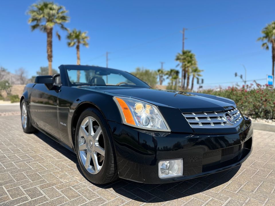 2005 Cadillac XLR