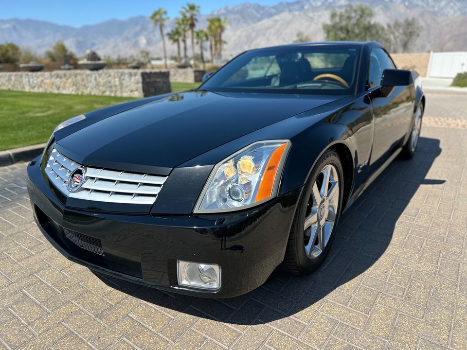 2005 Cadillac XLR