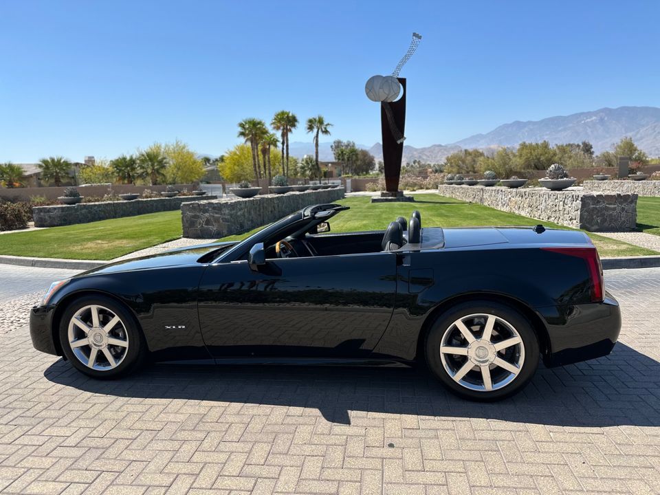 2005 Cadillac XLR