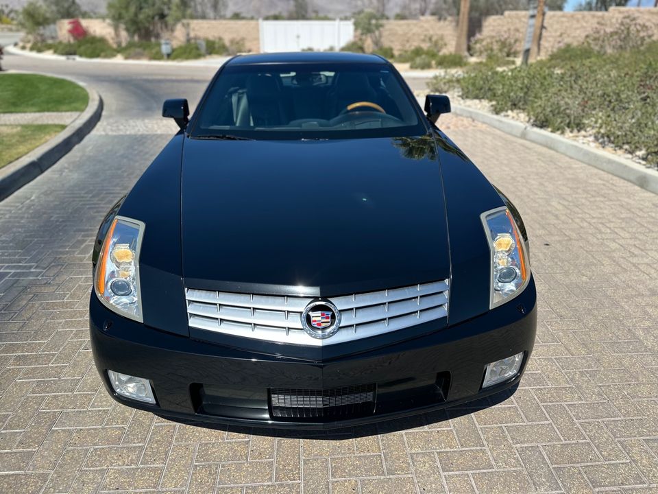 2005 Cadillac XLR