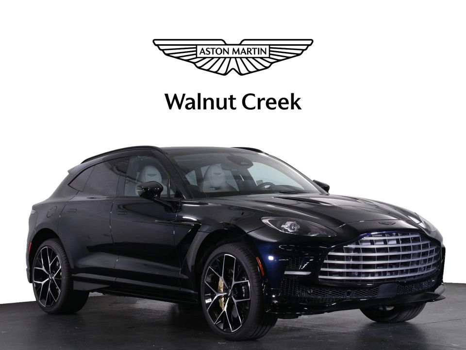 2025 Aston Martin DBX