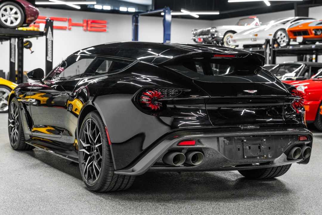 2019 Aston Martin Vanquish