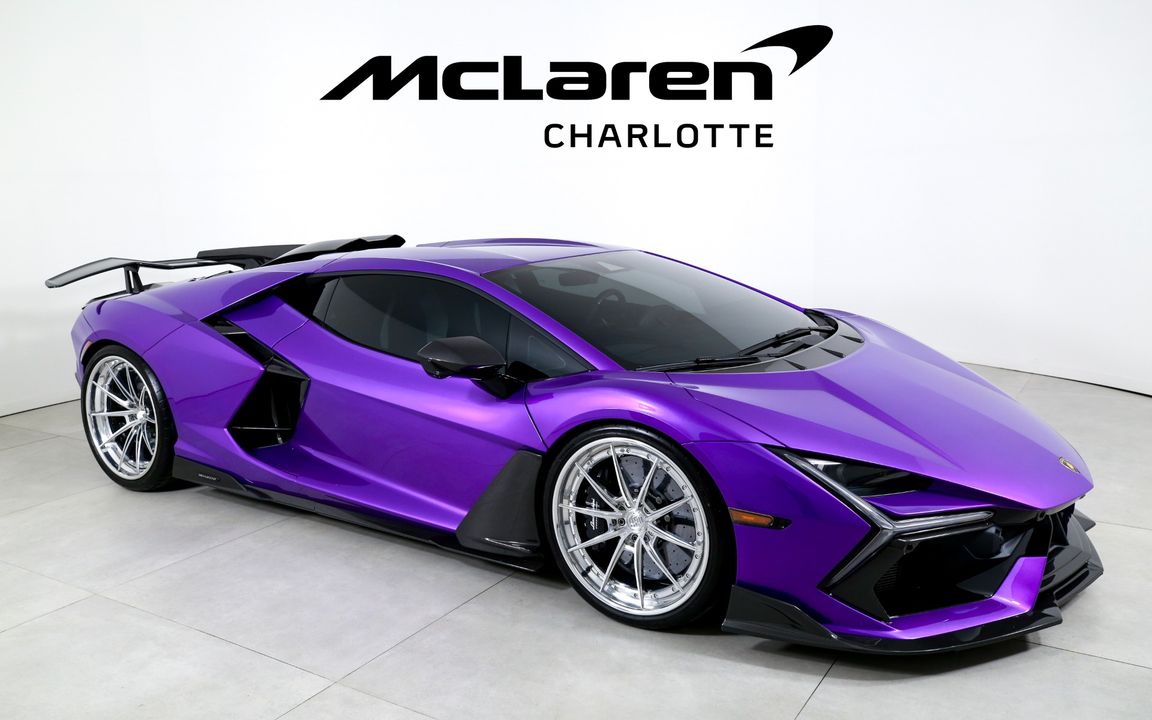 2024 Lamborghini Revuelto