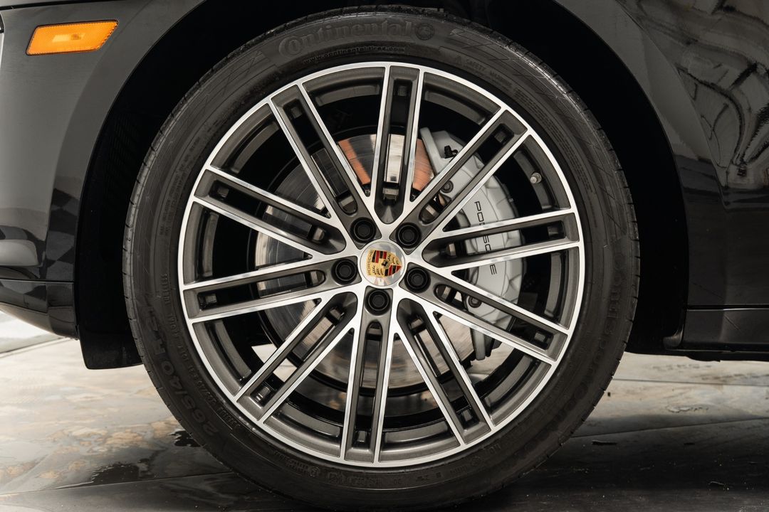 2020 Porsche Macan