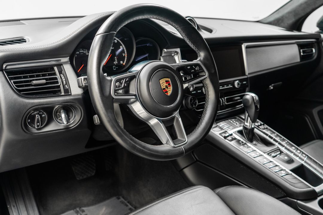 2020 Porsche Macan
