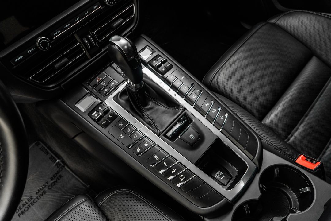 2020 Porsche Macan