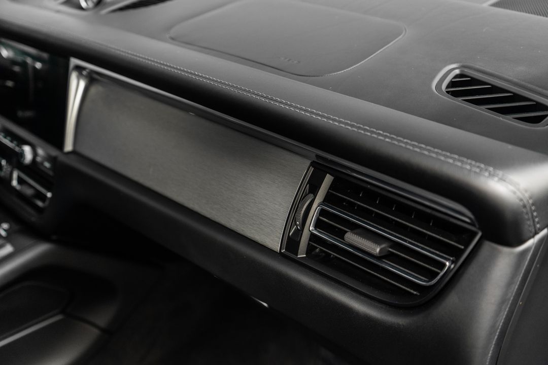 2020 Porsche Macan