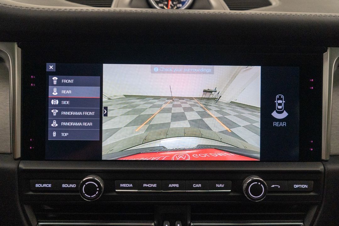 2020 Porsche Macan