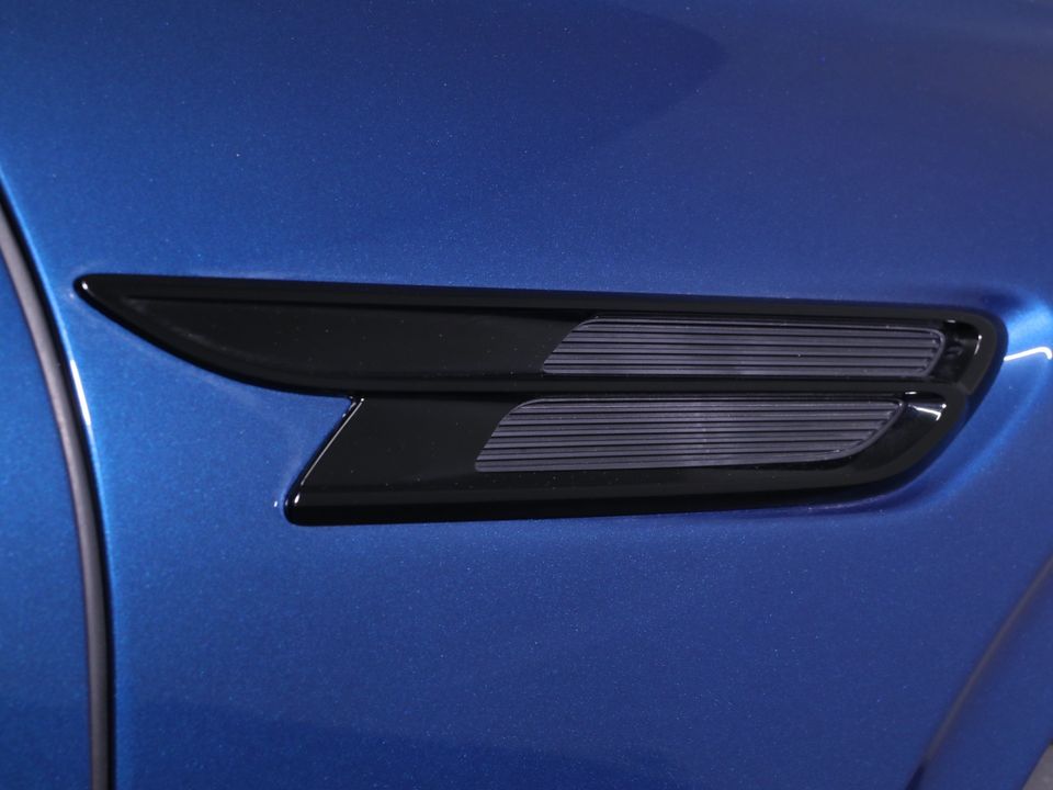 2025 Bentley Flying Spur
