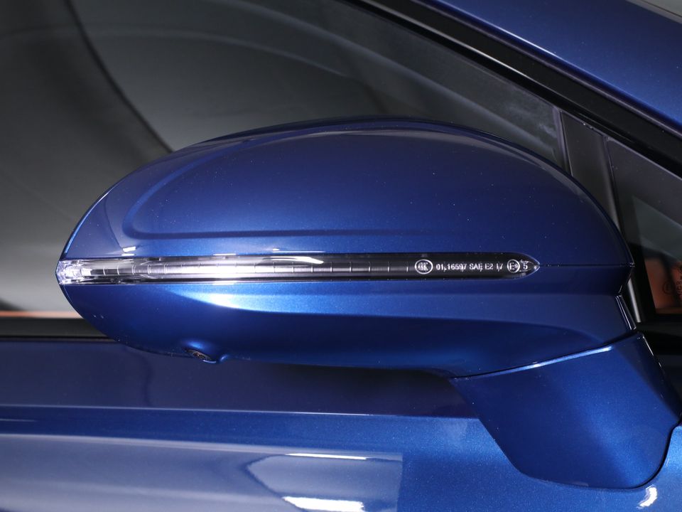 2025 Bentley Flying Spur