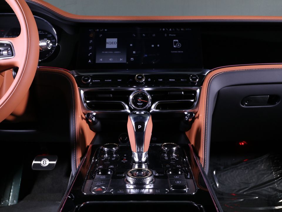 2025 Bentley Flying Spur