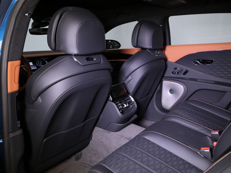 2025 Bentley Flying Spur