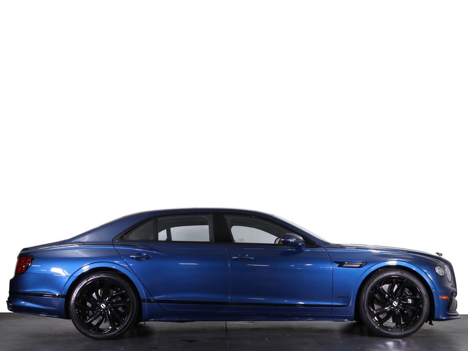 2025 Bentley Flying Spur