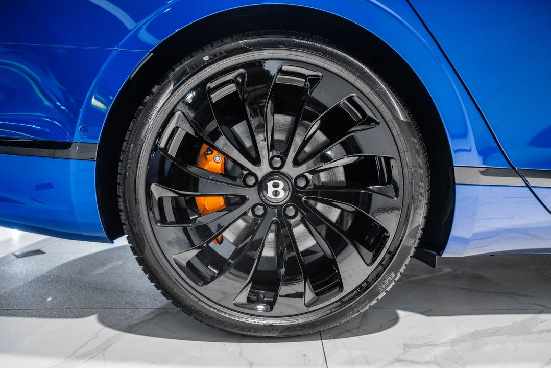 2025 Bentley FLYING SPUR BLACK EDITION