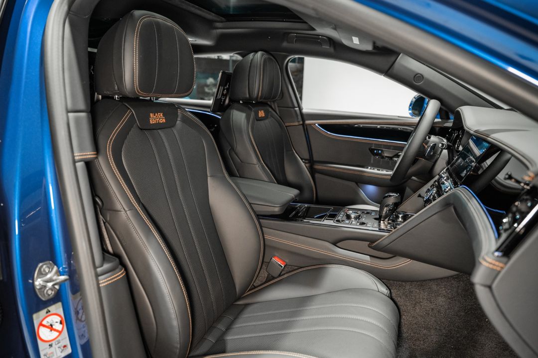 2025 Bentley FLYING SPUR BLACK EDITION