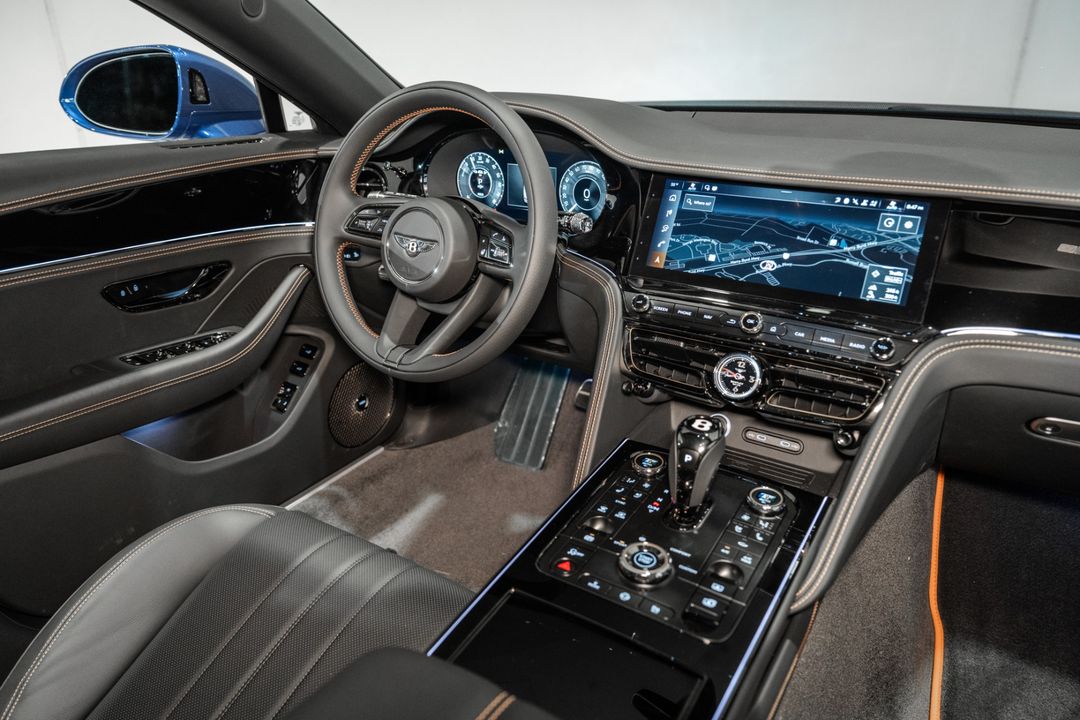 2025 Bentley FLYING SPUR BLACK EDITION