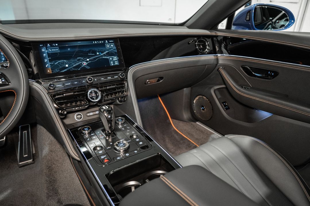 2025 Bentley FLYING SPUR BLACK EDITION