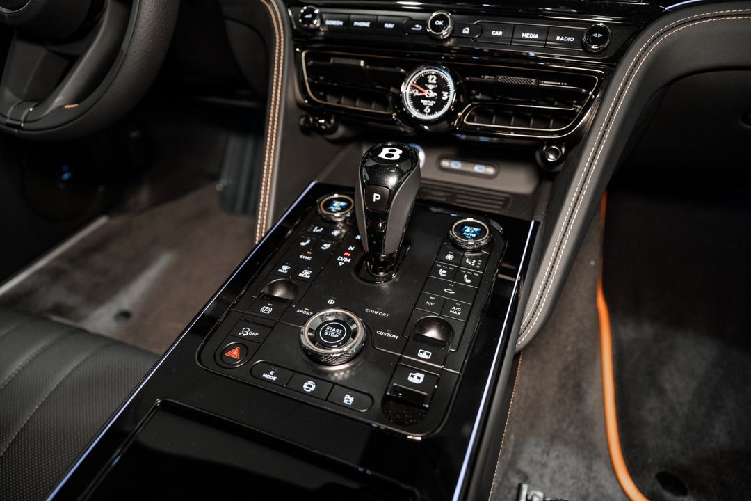 2025 Bentley FLYING SPUR BLACK EDITION