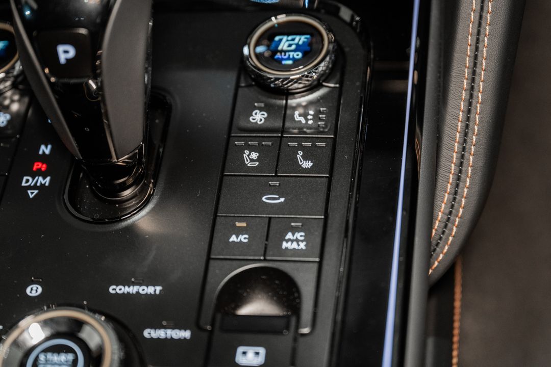 2025 Bentley FLYING SPUR BLACK EDITION