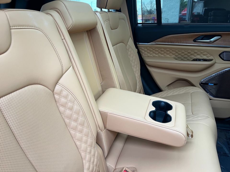 2025 Jeep Grand Cherokee