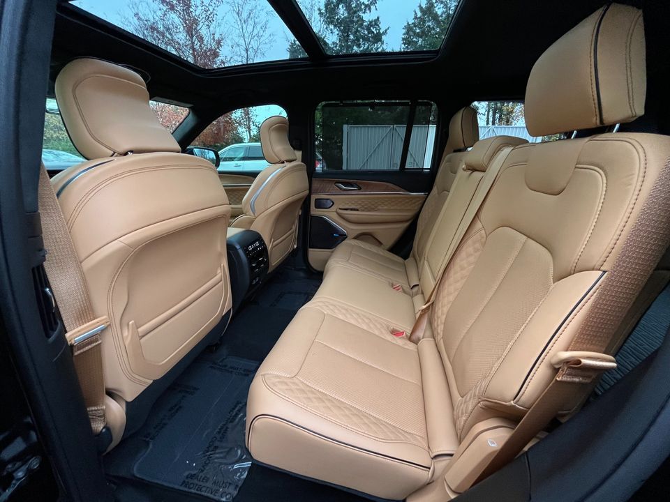 2025 Jeep Grand Cherokee