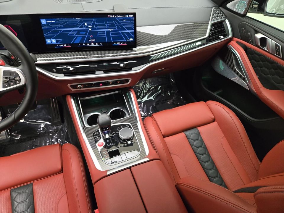 2025 BMW X6 M