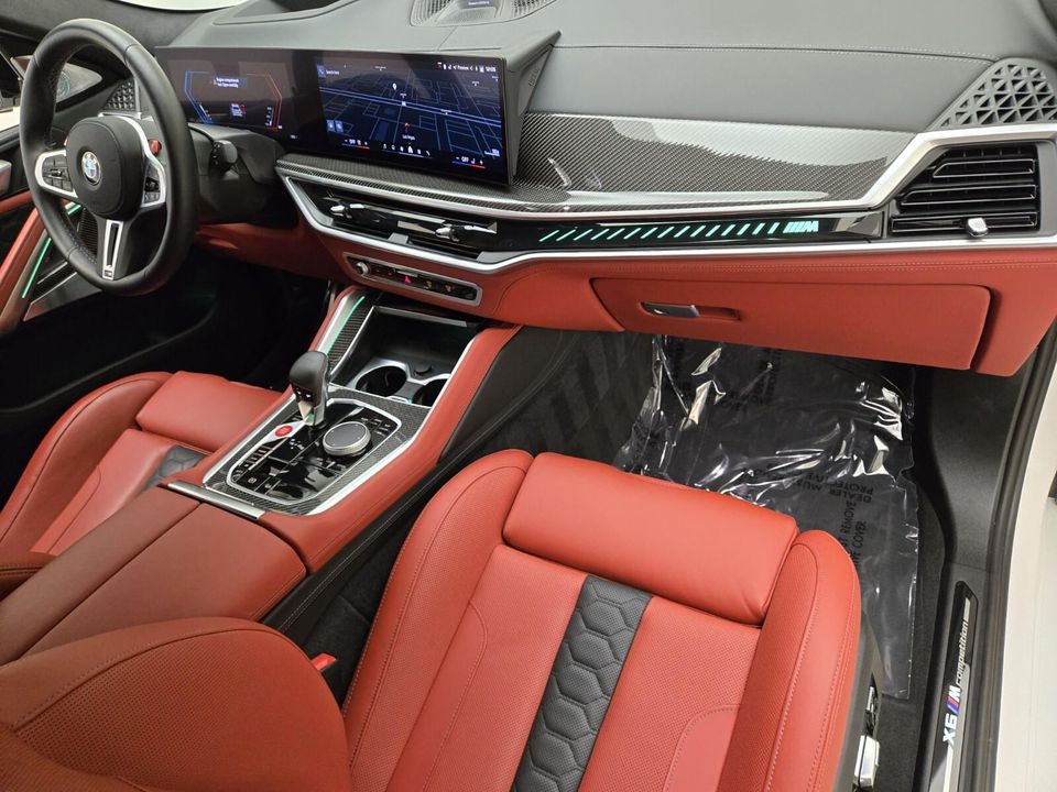 2025 BMW X6 M