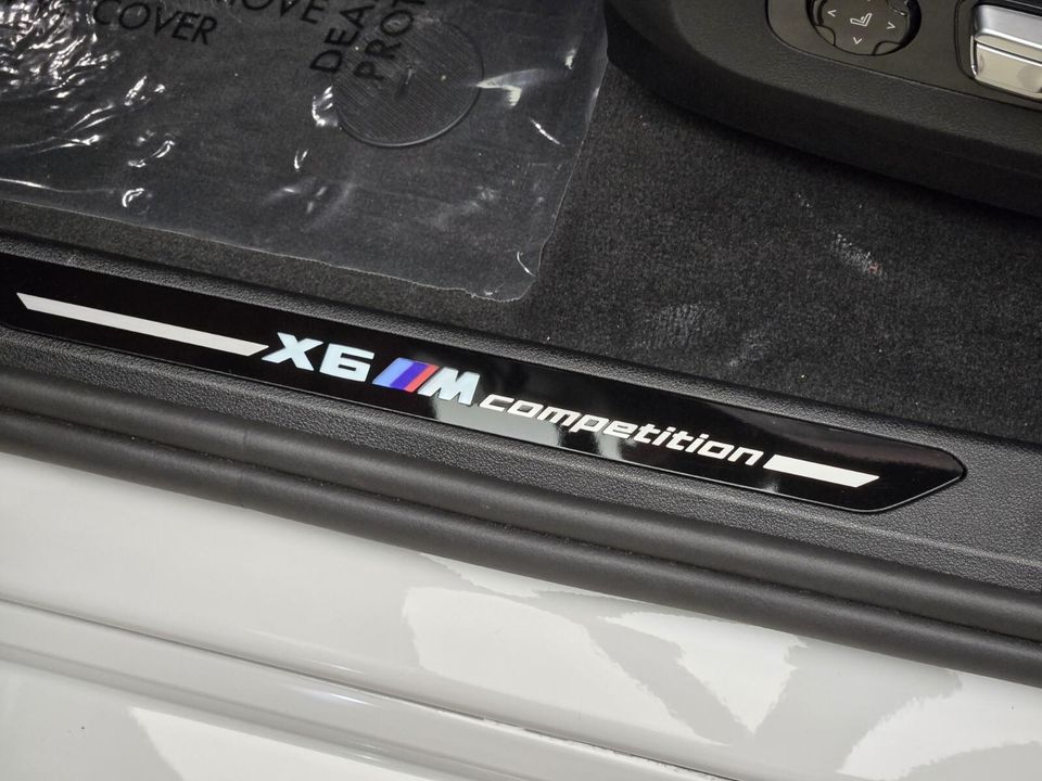 2025 BMW X6 M