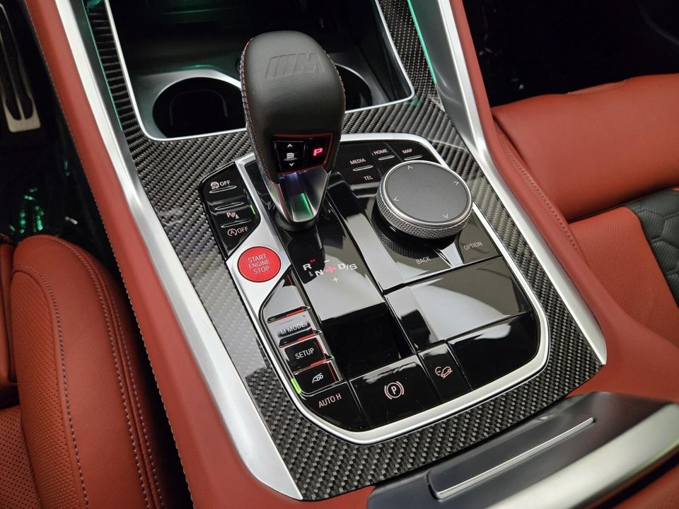 2025 BMW X6 M